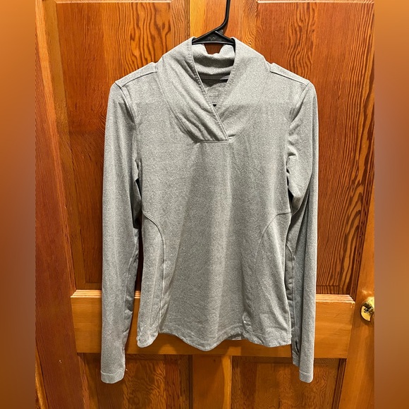 Old Navy Tops - Old Navy Gray Cowl Neck Long Sleeve Athletic Semi Fitted Top
